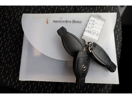 Mercedes-Benz eVito Tourer Lang 90kWh WLTP 369km Long Range 2 Persoons 07-2021 ActivLease financial lease