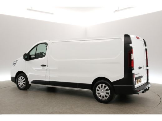 Nissan Primastar 2.0 dCi L2H1 Acenta 150PK Automaat Airco Cruise LED Trekhaak PDC 3 Persoons ActivLease financial lease