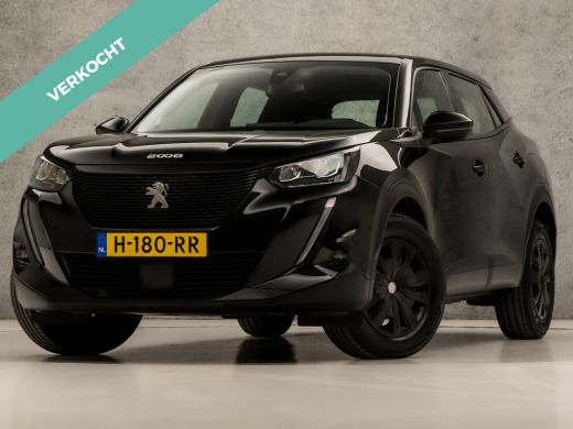 Peugeot 2008 1.2 PureTech Black Sport (APPLE CARPLAY, GROOT NAVI, 360 CAMERA, SPORTSTOELEN, LED KOPLAMPEN, LAN...