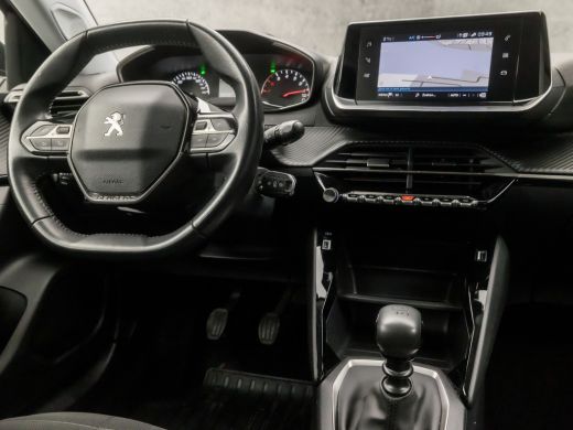 Peugeot 2008 1.2 PureTech Black Sport (APPLE CARPLAY, GROOT NAVI, 360 CAMERA, SPORTSTOELEN, LED KOPLAMPEN, LAN... ActivLease financial lease