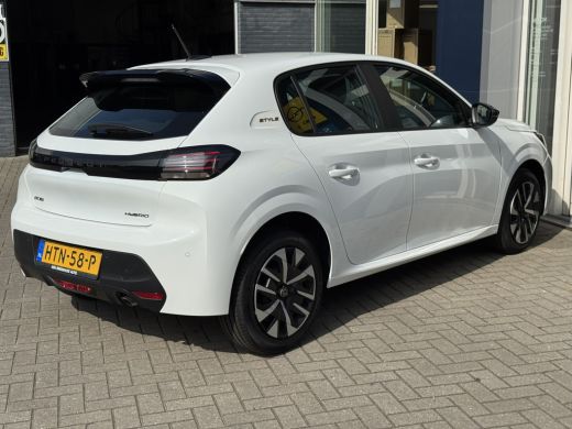 Peugeot 208 1.2 Hybrid 110 e-DCS6 Style | Parkeersensoren | DAB | Apple Carplay/Android Auto | | Airco | Band... ActivLease financial lease