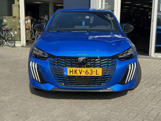 Peugeot 208 1.2 Hybrid 145 e-DCS6 GT | Adaptive Cruise | Alcantara | Camera V+A | Climate Control | Apple Car... ActivLease financial lease