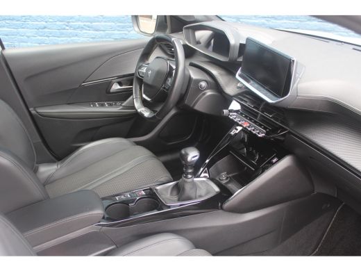 Peugeot 208 1.2 PureTech GT-Line | Navigatie | Camera | Apple carplay | Black Diamond | Keyless | Full LED | ActivLease financial lease