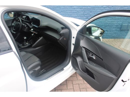 Peugeot 208 1.2 PureTech GT-Line | Navigatie | Camera | Apple carplay | Black Diamond | Keyless | Full LED | ActivLease financial lease