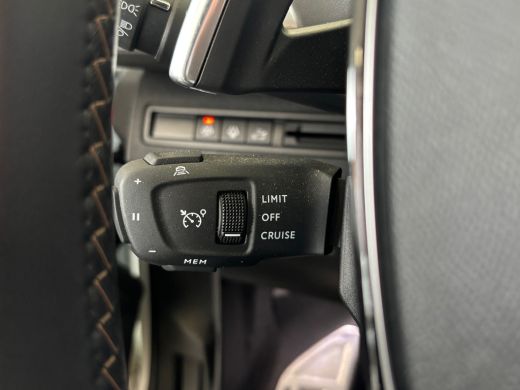 Peugeot 3008 1.2 Turbo 130-PK EAT8 GT Pack Business LUXE UITVOERING | FOCAL AUDIO | NAPPA LEDEREN BEKLEDING | ... ActivLease financial lease