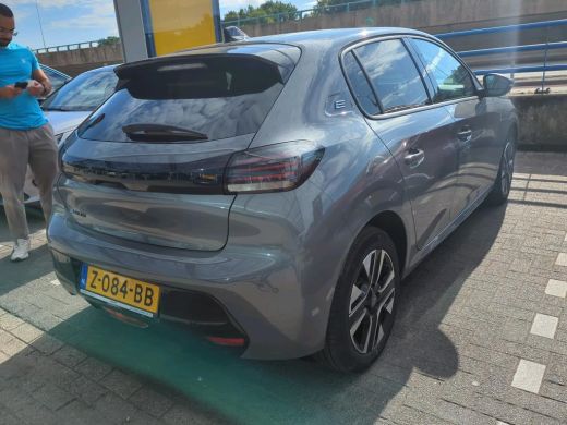 Peugeot e-208 EV Allure 51 kWh | Adaptive Cruise | Navigatie | Climate | Apple Carplay/Android Auto | | 11 kW l... ActivLease financial lease
