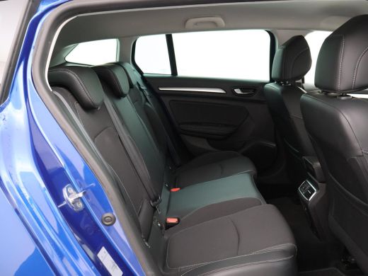 Renault Mégane Estate 1.3 TCe 140 PK AUTOMAAT INTENS + TREKHAAK 1700 KG | SFEERVERLICHTING | 17 INCH | FULL LED | CARPLAY ActivLease financial lease