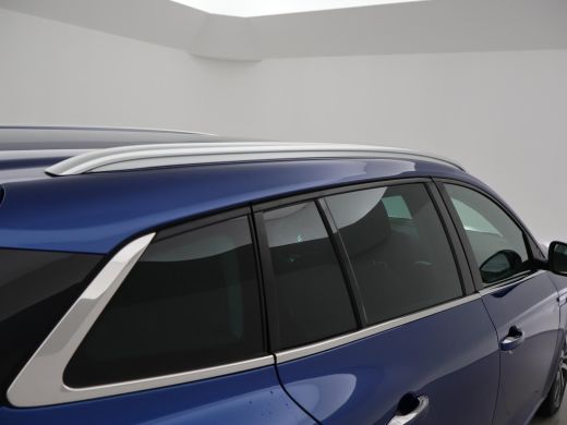 Renault Mégane Estate 1.3 TCe 140 PK AUTOMAAT INTENS + TREKHAAK 1700 KG | SFEERVERLICHTING | 17 INCH | FULL LED | CARPLAY ActivLease financial lease