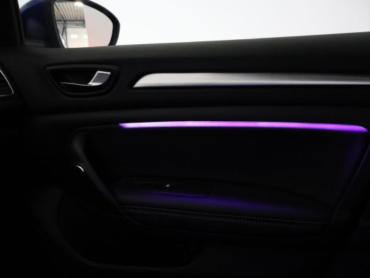 Renault Mégane Estate 1.3 TCe 140 PK AUTOMAAT INTENS + TREKHAAK 1700 KG | SFEERVERLICHTING | 17 INCH | FULL LED | CARPLAY ActivLease financial lease