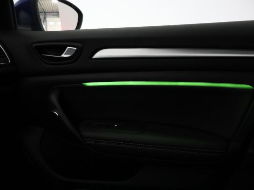 Renault Mégane Estate 1.3 TCe 140 PK AUTOMAAT INTENS + TREKHAAK 1700 KG | SFEERVERLICHTING | 17 INCH | FULL LED | CARPLAY ActivLease financial lease