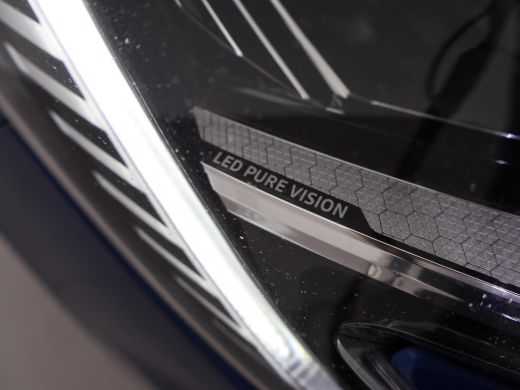 Renault Mégane Estate 1.3 TCe 140 PK AUTOMAAT INTENS + TREKHAAK 1700 KG | SFEERVERLICHTING | 17 INCH | FULL LED | CARPLAY ActivLease financial lease