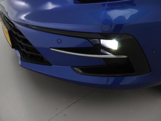 Renault Mégane Estate 1.3 TCe 140 PK AUTOMAAT INTENS + TREKHAAK 1700 KG | SFEERVERLICHTING | 17 INCH | FULL LED | CARPLAY ActivLease financial lease