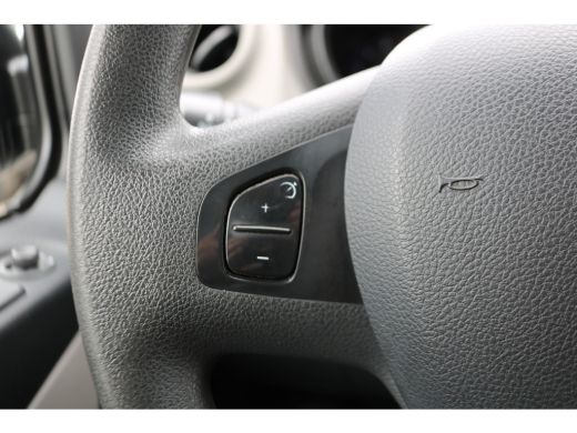 Renault Trafic 1.6 dCi 120pk L2 H1 Airco Inrichting ActivLease financial lease