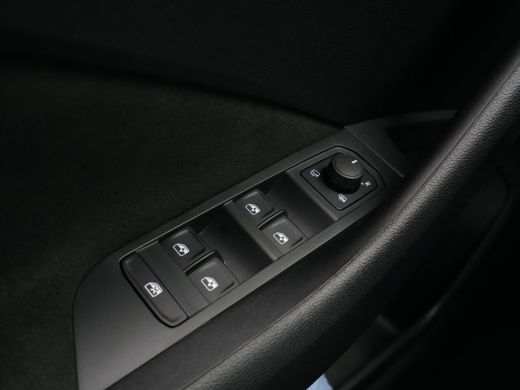 Skoda Scala 1.0 TSI 115pk Business Edition Navigatie Stoelverwarming Acc Virtual cockpit 52 ActivLease financial lease