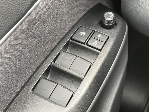 Toyota Yaris Cross 1.5 Hybrid Dynamic ActivLease financial lease