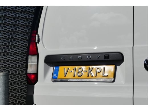 Volkswagen Caddy Comfort | Trekhaak | Camera | Multistuur | Cruise Control | PDC | Digitaal Display | App Connect ActivLease financial lease