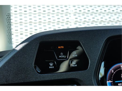 Volkswagen Caddy Comfort | Trekhaak | Camera | Multistuur | Cruise Control | PDC | Digitaal Display | App Connect ActivLease financial lease