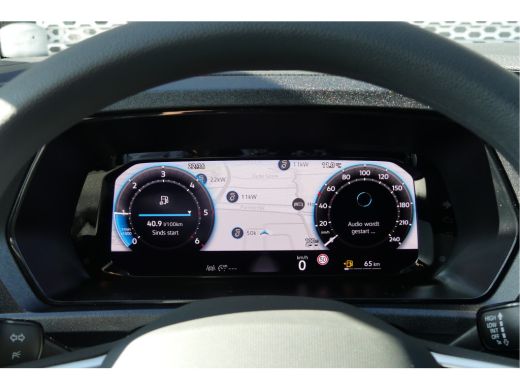 Volkswagen Caddy Comfort | Trekhaak | Camera | Multistuur | Cruise Control | PDC | Digitaal Display | App Connect ActivLease financial lease