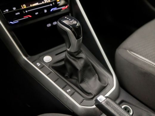 Volkswagen Polo 1.0 TSI Sportline Automaat (VIRTUAL COCKPIT, APPLE CARPLAY, KEYLESS, GROOT NAVI, CLIMATE, SPORTST... ActivLease financial lease