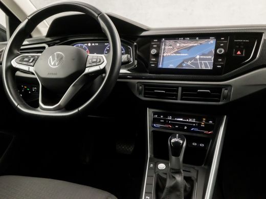 Volkswagen Polo 1.0 TSI Sportline Automaat (VIRTUAL COCKPIT, APPLE CARPLAY, KEYLESS, GROOT NAVI, CLIMATE, SPORTST... ActivLease financial lease