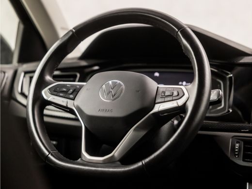 Volkswagen Polo 1.0 TSI Sportline Automaat (VIRTUAL COCKPIT, APPLE CARPLAY, KEYLESS, GROOT NAVI, CLIMATE, SPORTST... ActivLease financial lease