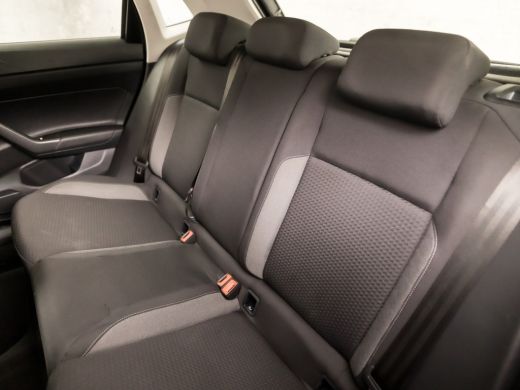 Volkswagen Polo 1.0 TSI Sportline Automaat (VIRTUAL COCKPIT, APPLE CARPLAY, KEYLESS, GROOT NAVI, CLIMATE, SPORTST... ActivLease financial lease