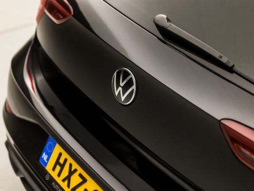 Volkswagen Polo 1.0 TSI Sportline Automaat (VIRTUAL COCKPIT, APPLE CARPLAY, KEYLESS, GROOT NAVI, CLIMATE, SPORTST... ActivLease financial lease
