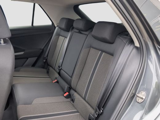 Volkswagen T-Roc 1.0 TSI Style Business | Panoramadak | Virtual Cockpit | Adap. Cruise | Navigatie ActivLease financial lease