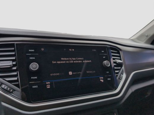 Volkswagen T-Roc 1.0 TSI Style Business | Panoramadak | Virtual Cockpit | Adap. Cruise | Navigatie ActivLease financial lease