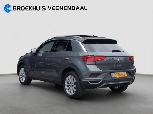 Volkswagen T-Roc 1.0 TSI Style Business | Panoramadak | Virtual Cockpit | Adap. Cruise | Navigatie ActivLease financial lease