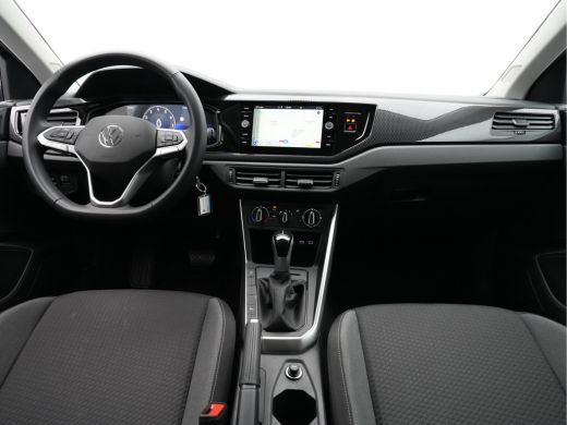 Volkswagen Taigo 1.0 TSI 110pk DSG Life Navigatie Pdc Acc Lm Velgen 306 ActivLease financial lease