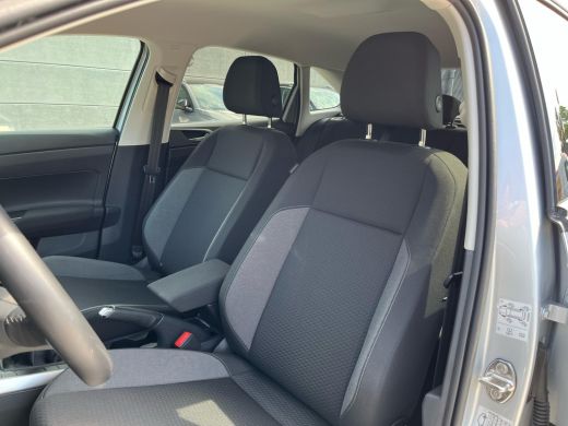 Volkswagen Taigo 1.0 TSI Life | ACC | Apple Carplay | Camera achter | Getint glas | Airco | ActivLease financial lease