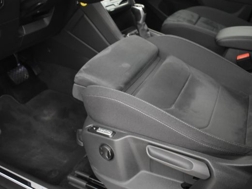 Volkswagen Tiguan 1.4 TSI eHybrid Elegance Trekhaak | Panorama dak | Led puls koplampen | Keyless | Navigatie | App... ActivLease financial lease