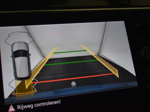 Volkswagen Tiguan 1.5 TSI R-Line Business 150pk DSG/Automaat Trekhaak | Navigatie | Adaptief cruise control | Keyle... ActivLease financial lease