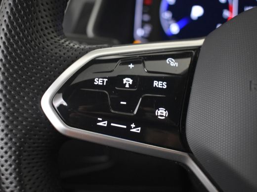 Volkswagen Tiguan 1.5 TSI R-Line Business 150pk DSG/Automaat Trekhaak | Navigatie | Adaptief cruise control | Keyle... ActivLease financial lease