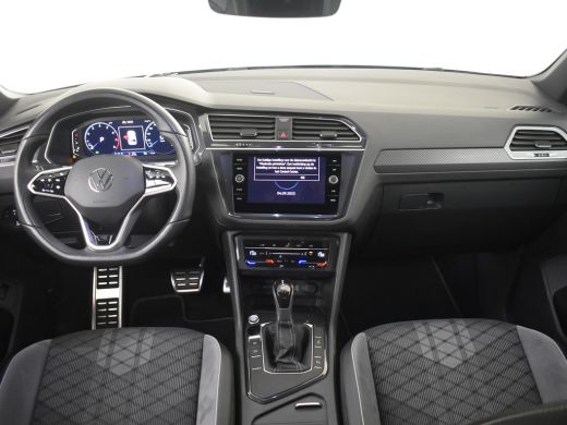 Volkswagen Tiguan 1.5 TSI R-Line Business 150pk DSG/Automaat Trekhaak | Navigatie | Adaptief cruise control | Keyle... ActivLease financial lease