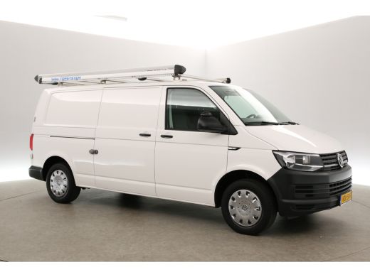 Volkswagen Transporter 2.0 TDI L2H1 Airco Camera Cruise Trekhaak Imperiaal PDC Elektrpakket ActivLease financial lease