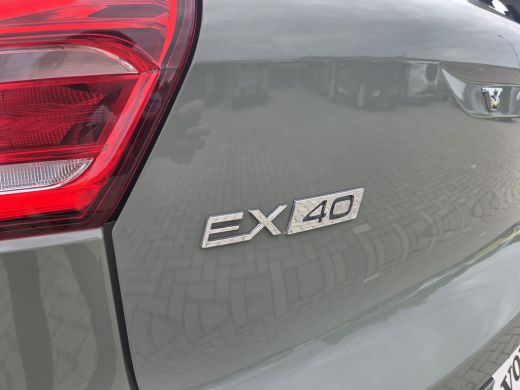 Volvo  EX40 Single Motor Extended Range Core 82 kWh Climate Pack - LAGE KM!! - Sage Green!! ActivLease financial lease