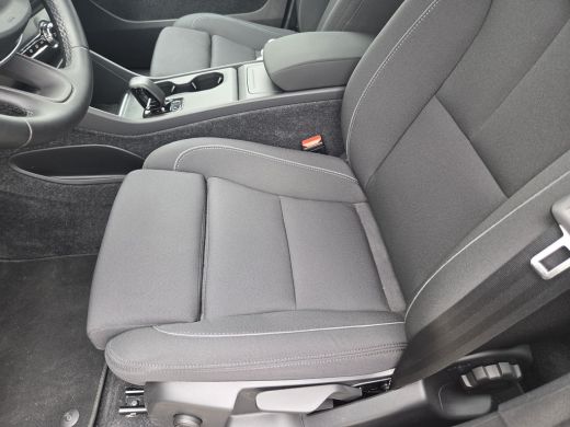 Volvo  EX40 Single Motor Extended Range Core 82 kWh Climate Pack - LAGE KM!! - Sage Green!! ActivLease financial lease