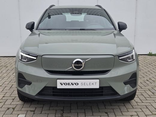 Volvo  EX40 Single Motor Extended Range Core 82 kWh Climate Pack - LAGE KM!! - Sage Green!! ActivLease financial lease