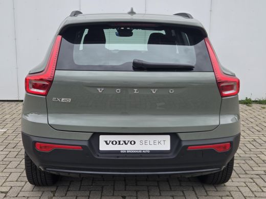 Volvo  EX40 Single Motor Extended Range Core 82 kWh Climate Pack - LAGE KM!! - Sage Green!! ActivLease financial lease