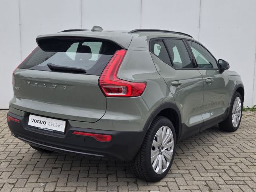 Volvo  EX40 Single Motor Extended Range Core 82 kWh Climate Pack - LAGE KM!! - Sage Green!! ActivLease financial lease