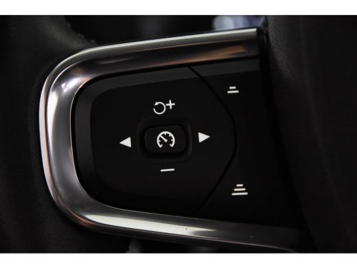 Volvo  XC40 1.5 T3 Momentum Pro *1ste Eigenaar*R-Design*Navigatie* ActivLease financial lease