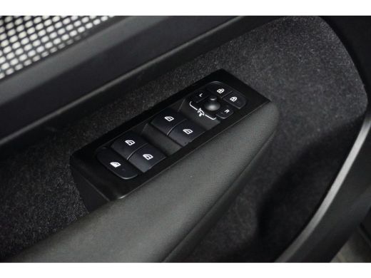 Volvo  XC40 T5 R-Design | BLIS | Cruise Adaptief | Keyless | ActivLease financial lease