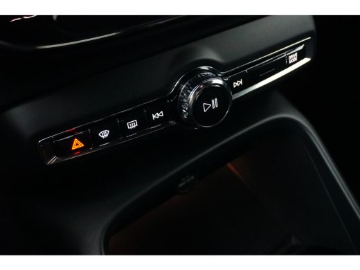 Volvo  XC40 T5 R-Design | BLIS | Cruise Adaptief | Keyless | ActivLease financial lease