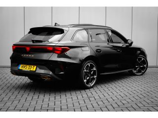 CUPRA Leon Sportstourer 1.5 TSI e-Hybrid VZ Performance | Pano Schuif kantel dak | Sennheiser | 19" inch LM velgen