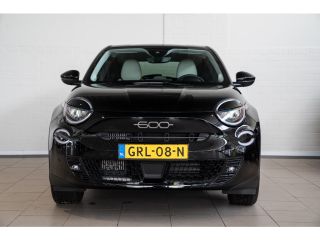 Fiat 600 1.2 Turbo Hybrid La Prima | Massagefunctie | Adaptieve Cruise Controle | Elek. Kofferklep | Navig...