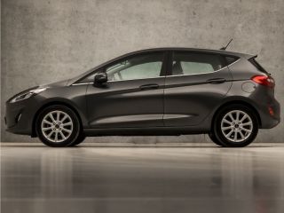 Ford Fiesta 1.0 EcoBoost Titanium Sport (APPLE CARPLAY, GROOT NAVI, STUUR/STOELVERWARMING, CAMERA, SPORTSTOEL...
