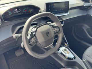 Peugeot 208 1.2 Hybrid 110 e-DCS6 Style | Parkeersensoren | DAB | Apple Carplay/Android Auto | | Airco | Band...