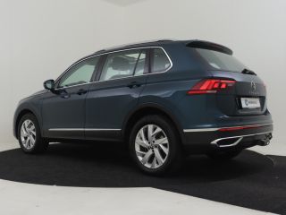 Volkswagen Tiguan 1.4 TSI eHybrid Elegance Trekhaak | Panorama dak | Led puls koplampen | Keyless | Navigatie | App...